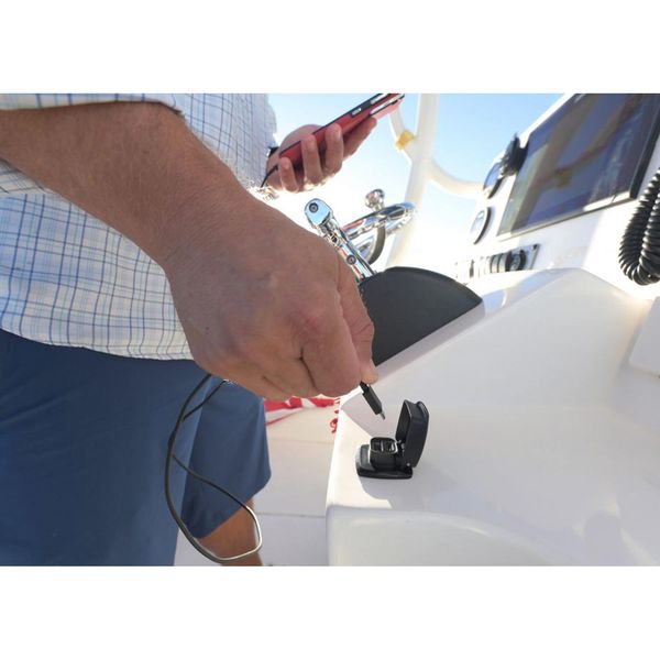 Scanstrut Usb Flip Pro Charger For Usb A And Usb C 12V 24V – Product Image