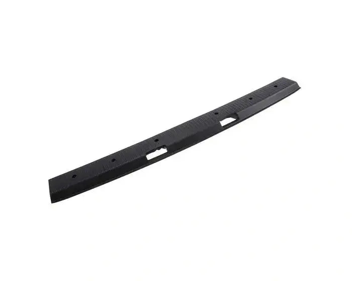 Barn door full width threshold plastic trim T5 & T6 – Product Image