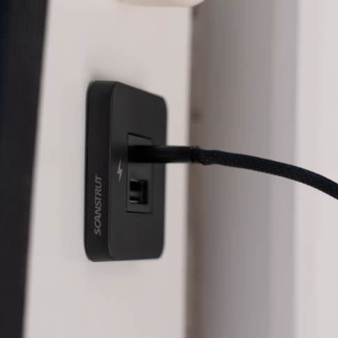 Scanstrut USB-A and USB-C charging socket (Black)