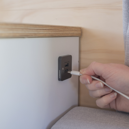 Scanstrut USB-A and USB-C charging socket (Black)