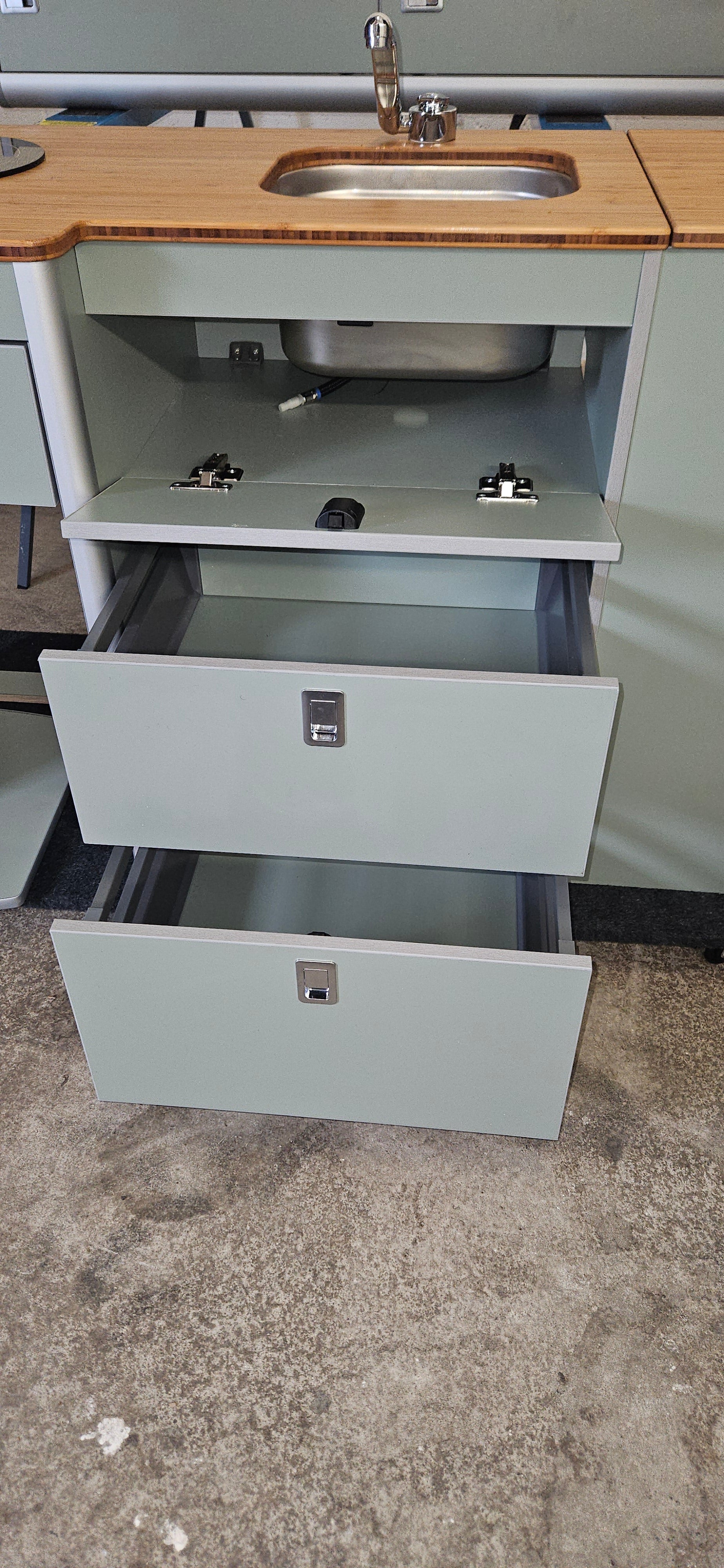 Evo 2 4 Pro Fits Swb T5 T6 With Rib Bed Fully Assembled Collection Only – Product Image