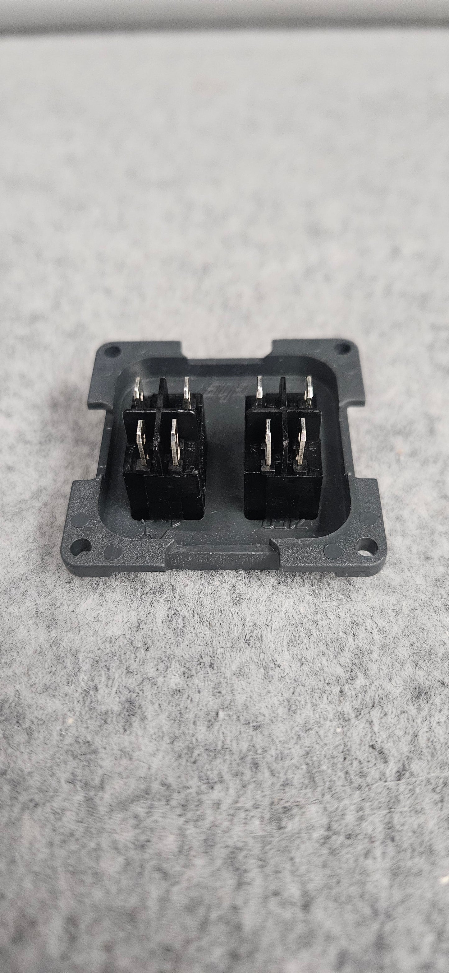 CBE double light & water pump switch + USB A & C socket kit (silver or black)