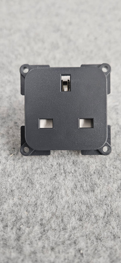 CBE dark grey 13 amp 3 pin socket 230v