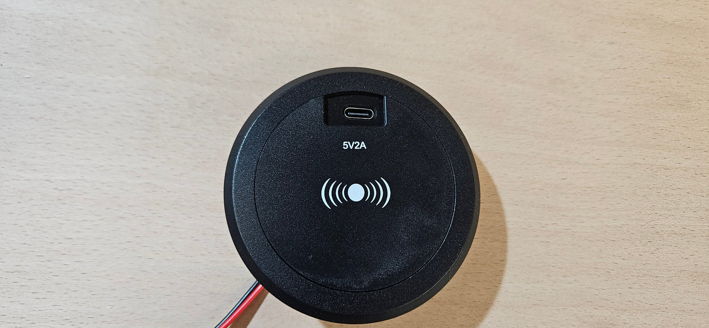 15W wireless charger with dual USB ports (12V / 24V)