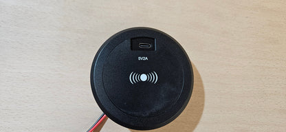 15W wireless charger with dual USB ports (12V / 24V)