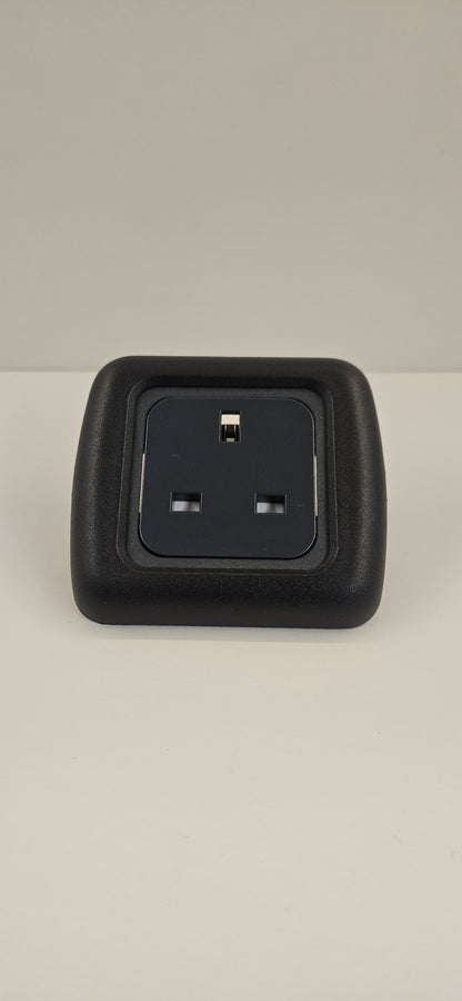 CBE single 230V socket kit (silver or black)