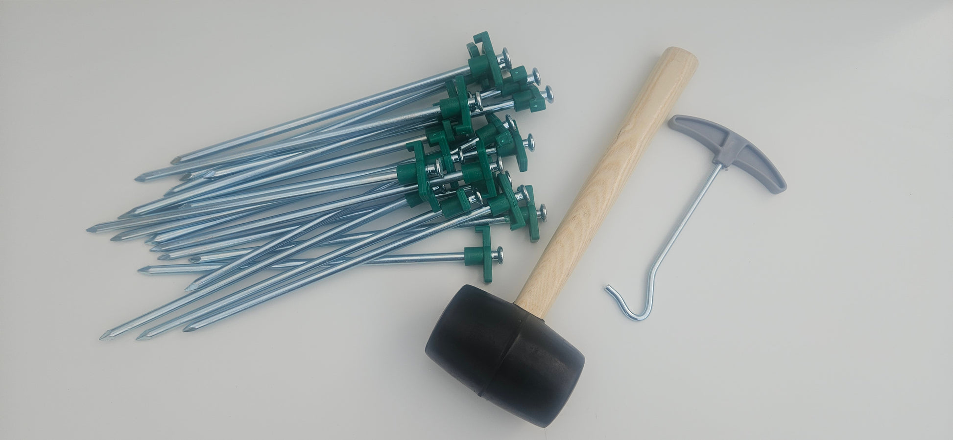 Tent peg, mallet, peg puller and bag camping kit