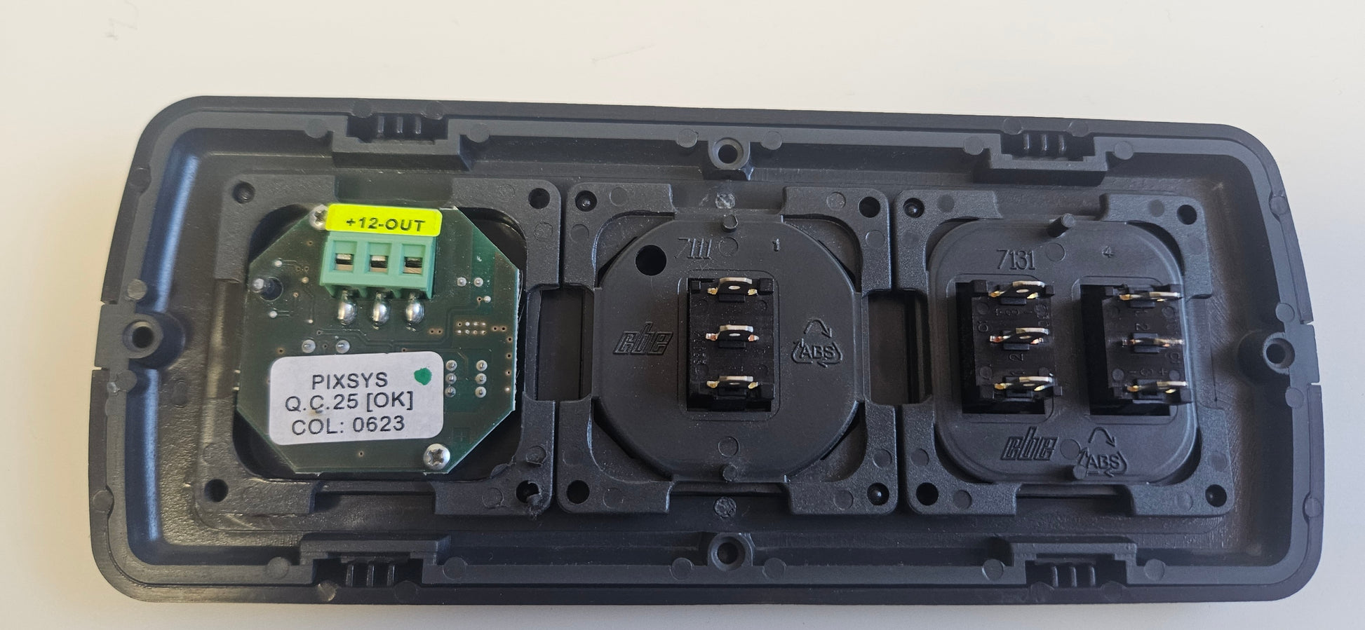 CBE C-Line triple. Double switch + Single switch + Dimmer switch kit (silver or black)