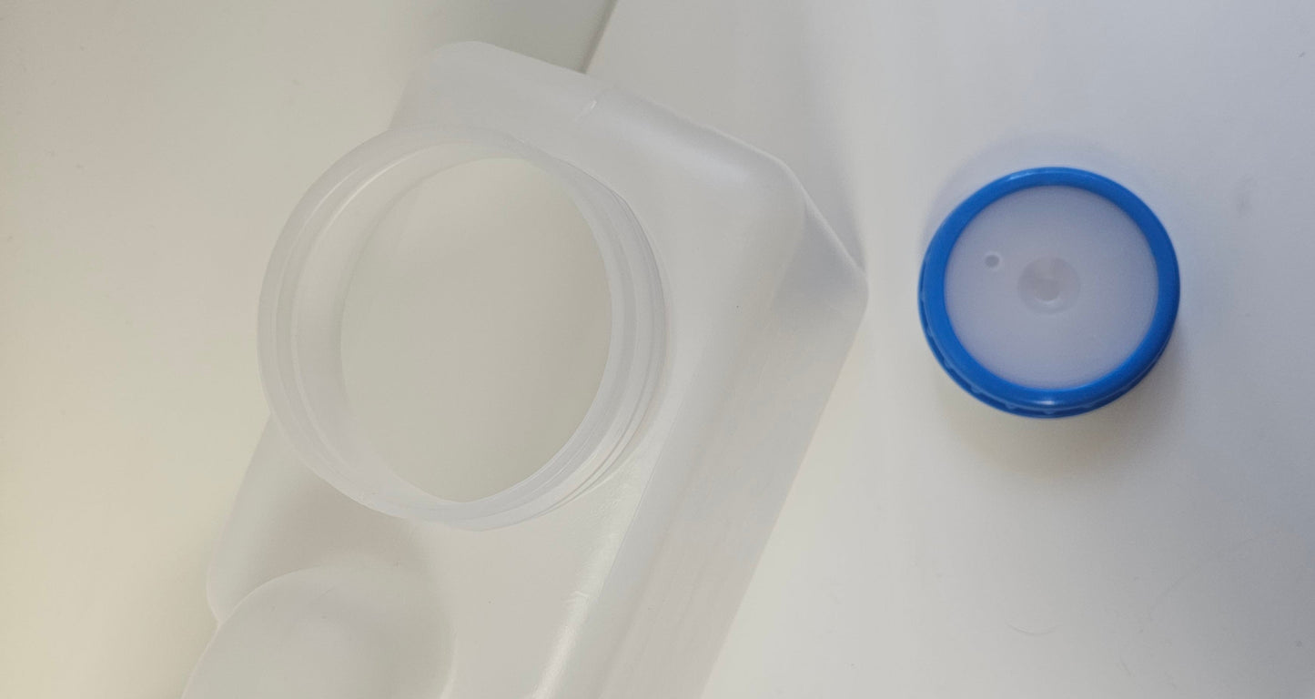 10L water storage container with 2 part cap