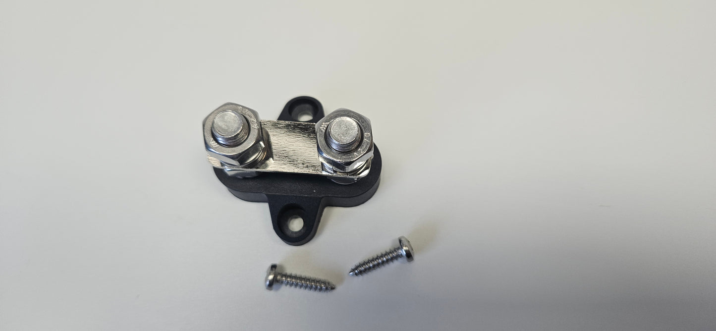 Negative busbar 2xM8 studs