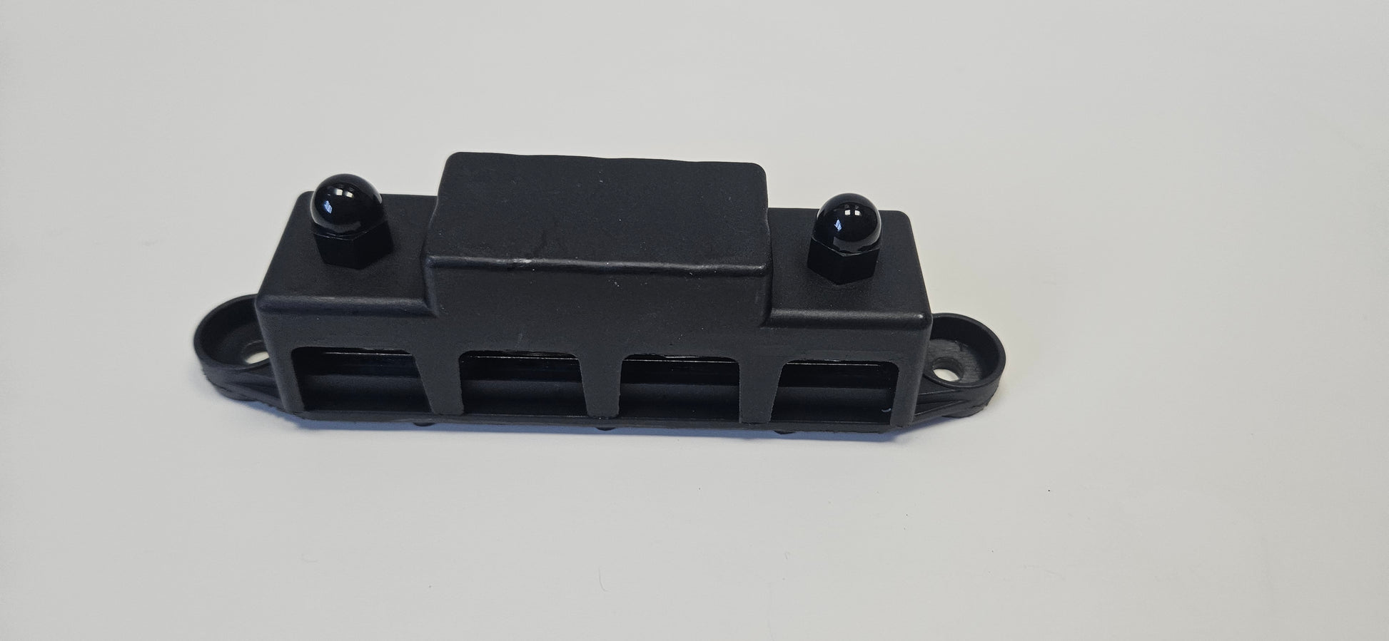 Negative busbar 4xM8 studs and 4x4mm screw terminals