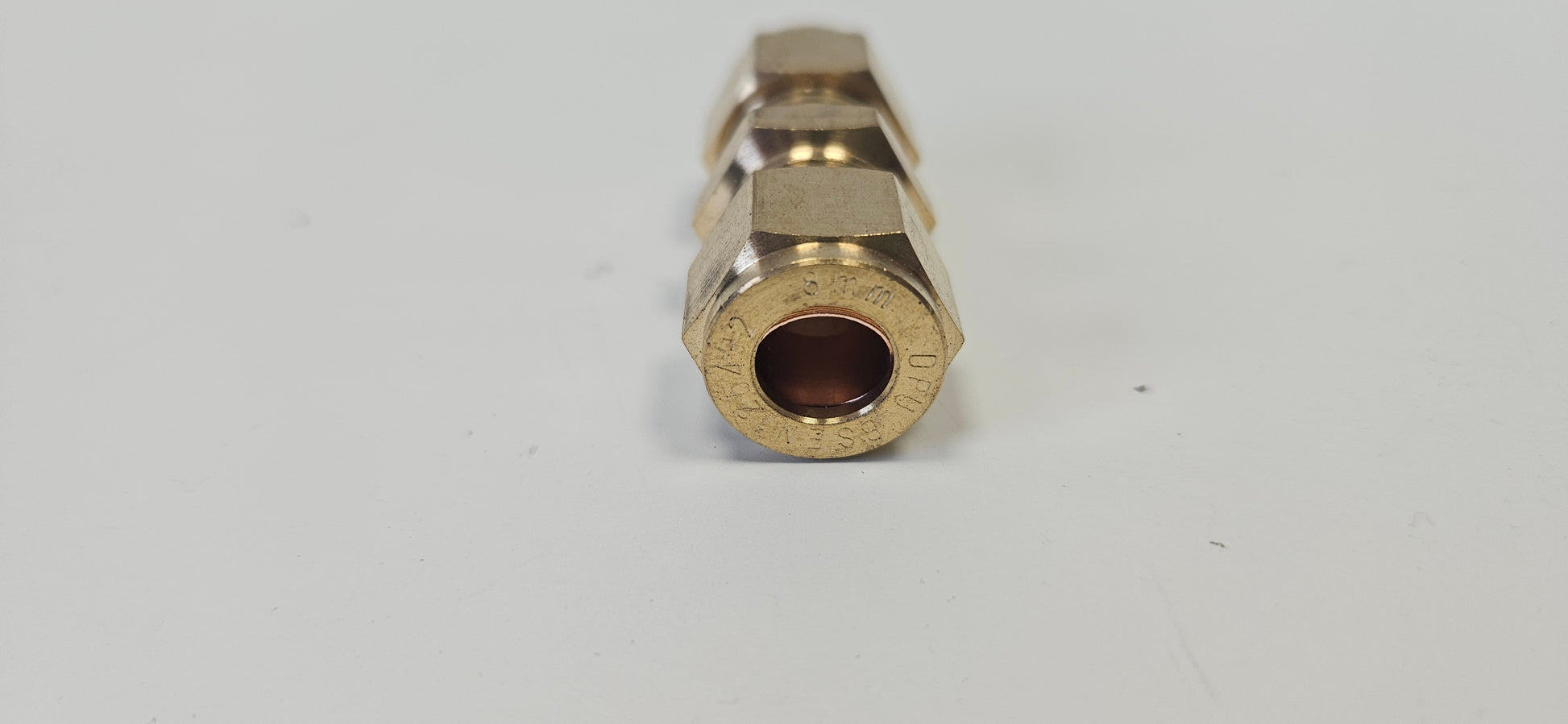 8mm brass fittings for copper pipe (angled / straight)