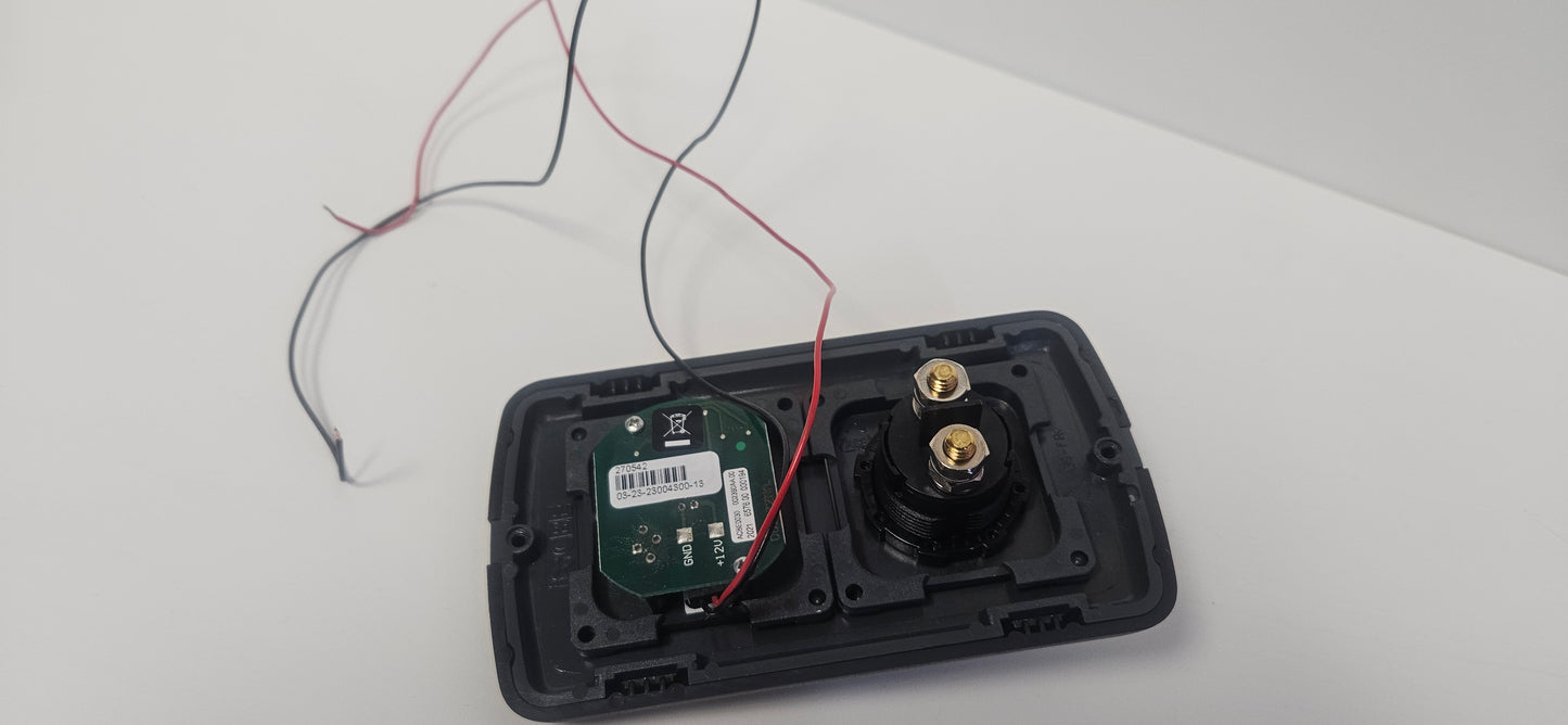 CBE C-Line double. 12V 150A isolator + Battery test panel (silver or black)