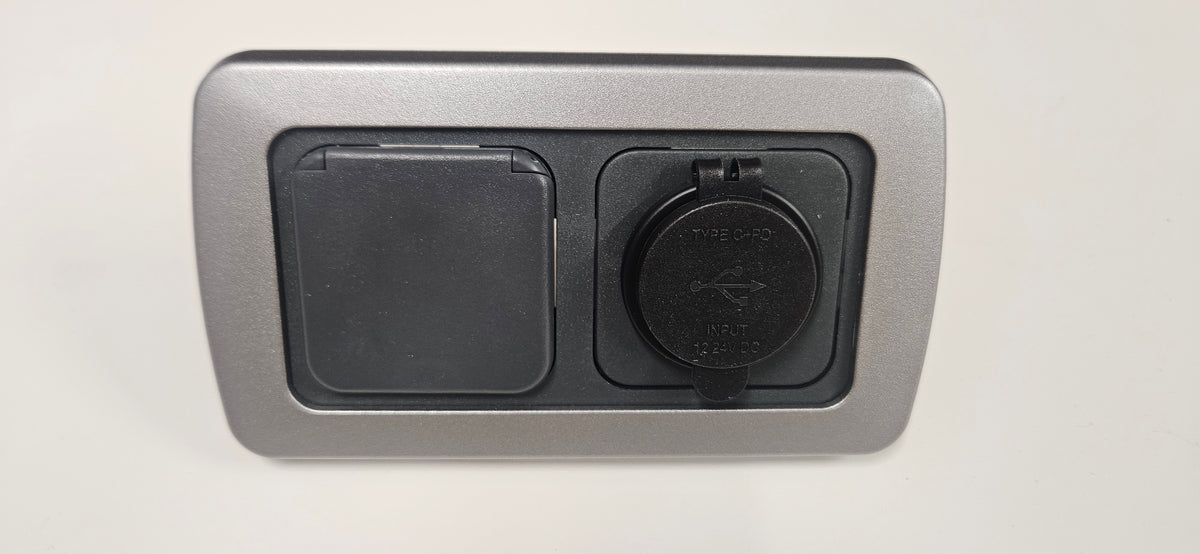 CBE C-Line double. Dual USB C socket + 12v outlet (silver or black)
