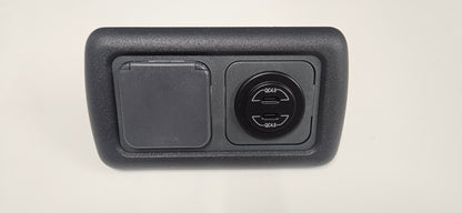 CBE C-Line double. Dual USB C socket + 12v outlet (silver or black)