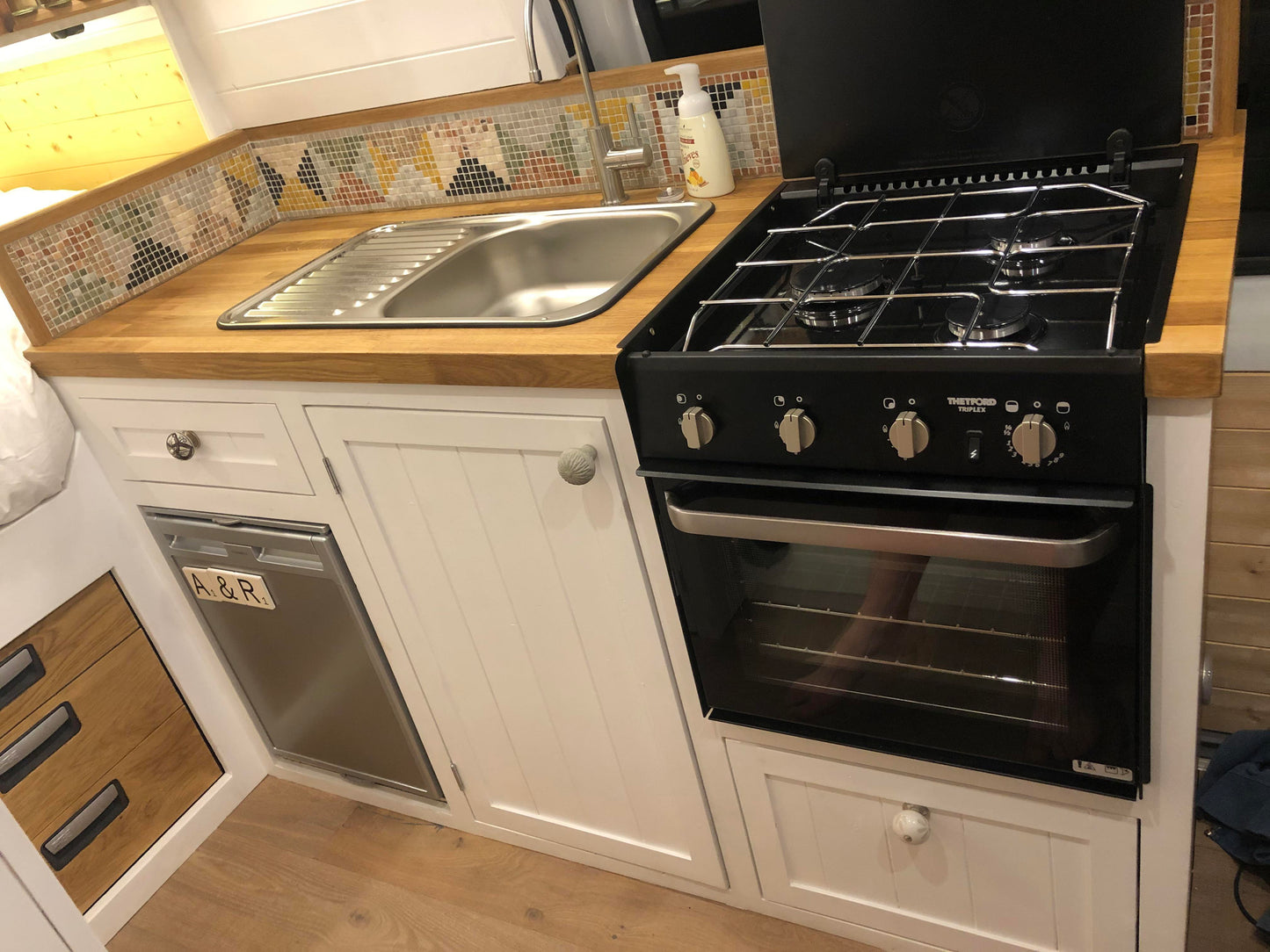 Thetford Triplex 3 burner hob & oven