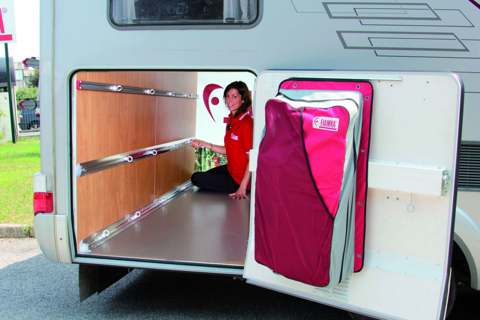 Fiamma Garage Bars Premium 60 – Product Image