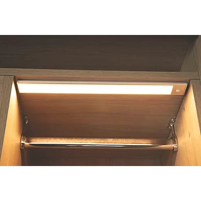 12v 450mm LED rechargeable light bar with PIR
