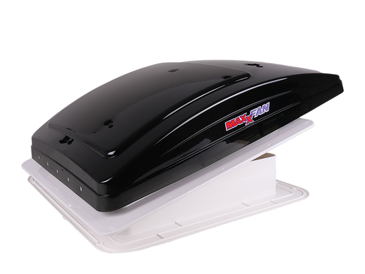 Maxxair MaxxFan Deluxe with remote control 400 x 400mm – Smoke