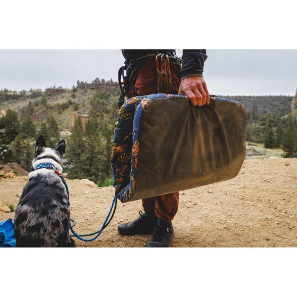 Ruffwear Basecamp dog bed in Deep Jungle (Small)