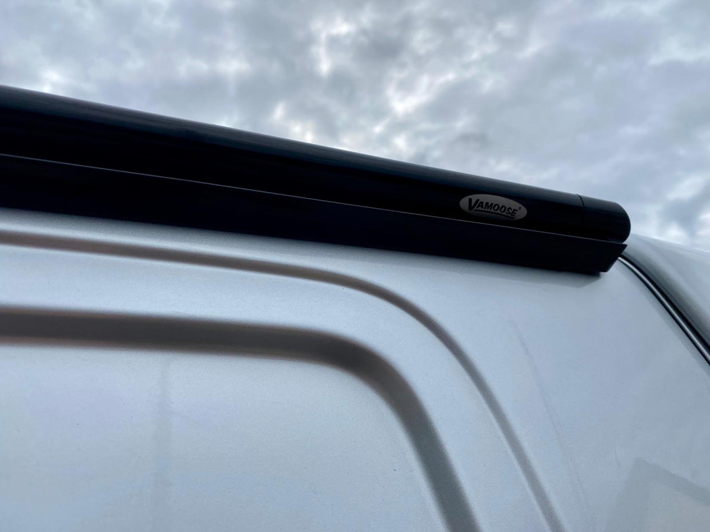 Vamoose awning rail with endcaps for Transporter T5/T6